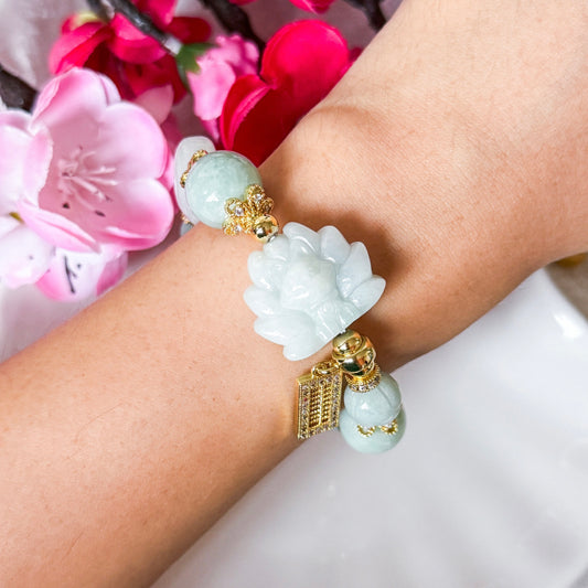 Fabled Fortune | Jade 9-Tail Fox