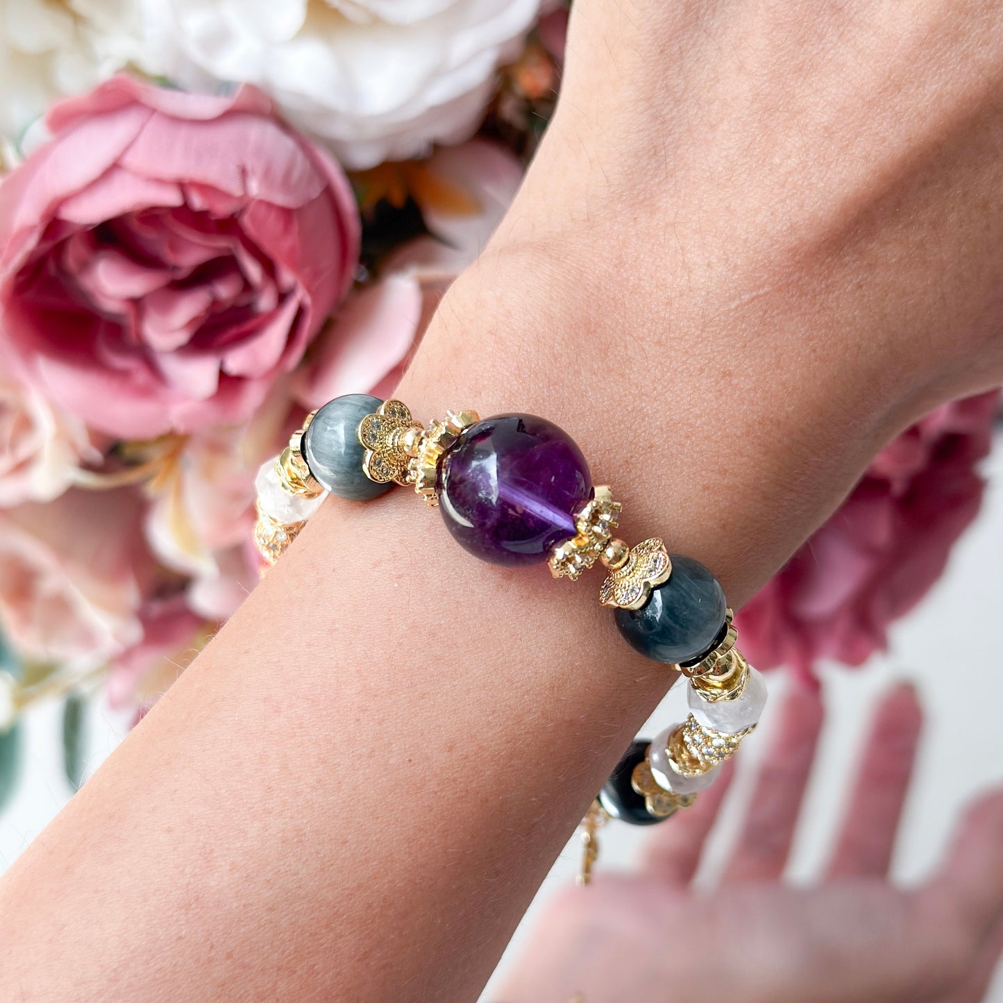 Quinn Crystal Bracelet | Modern Lady Collection