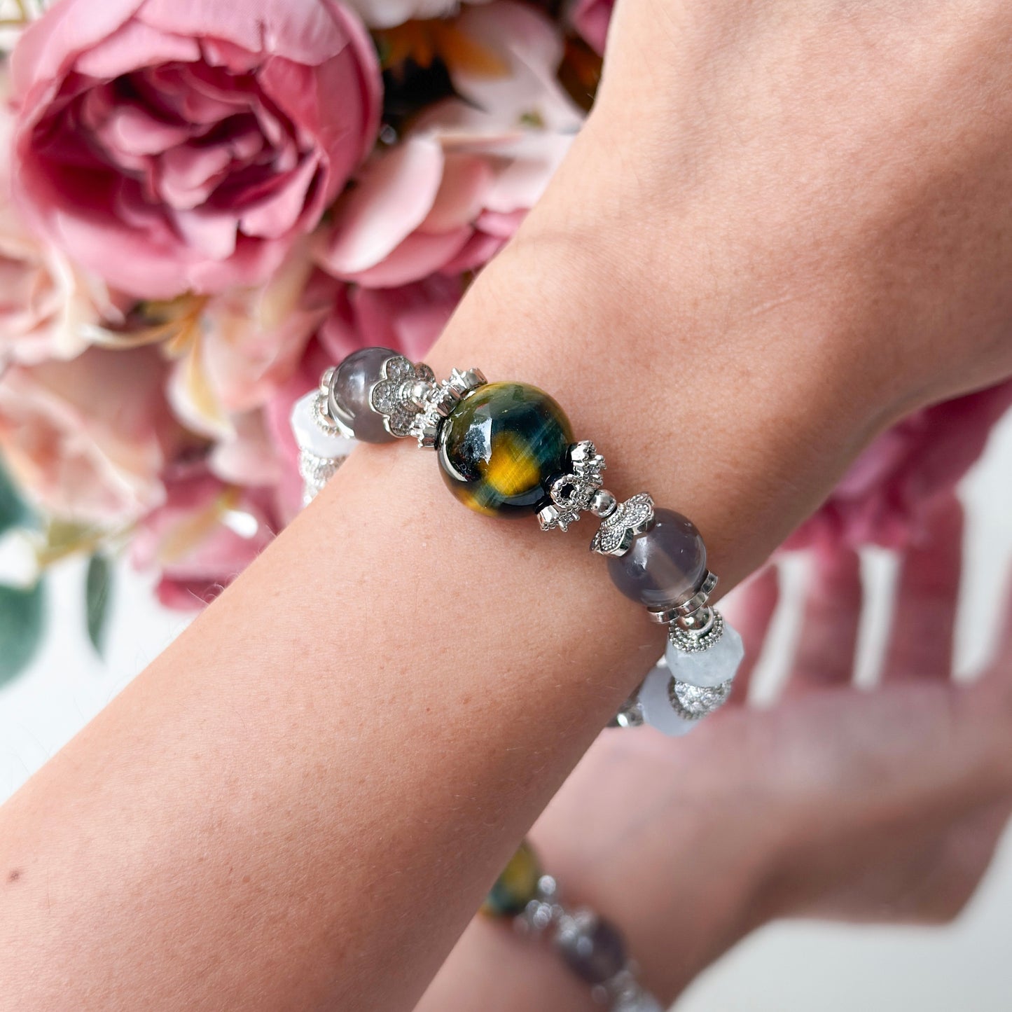 Elizabeth Crystal Bracelet | Modern Lady Collection