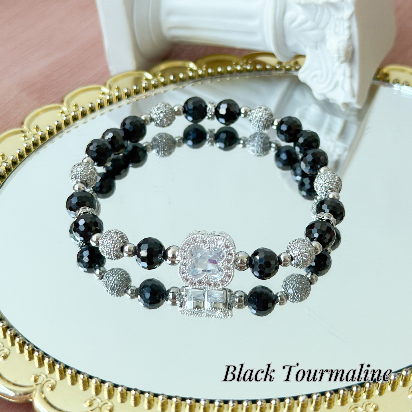 Petite Bracelet Collection