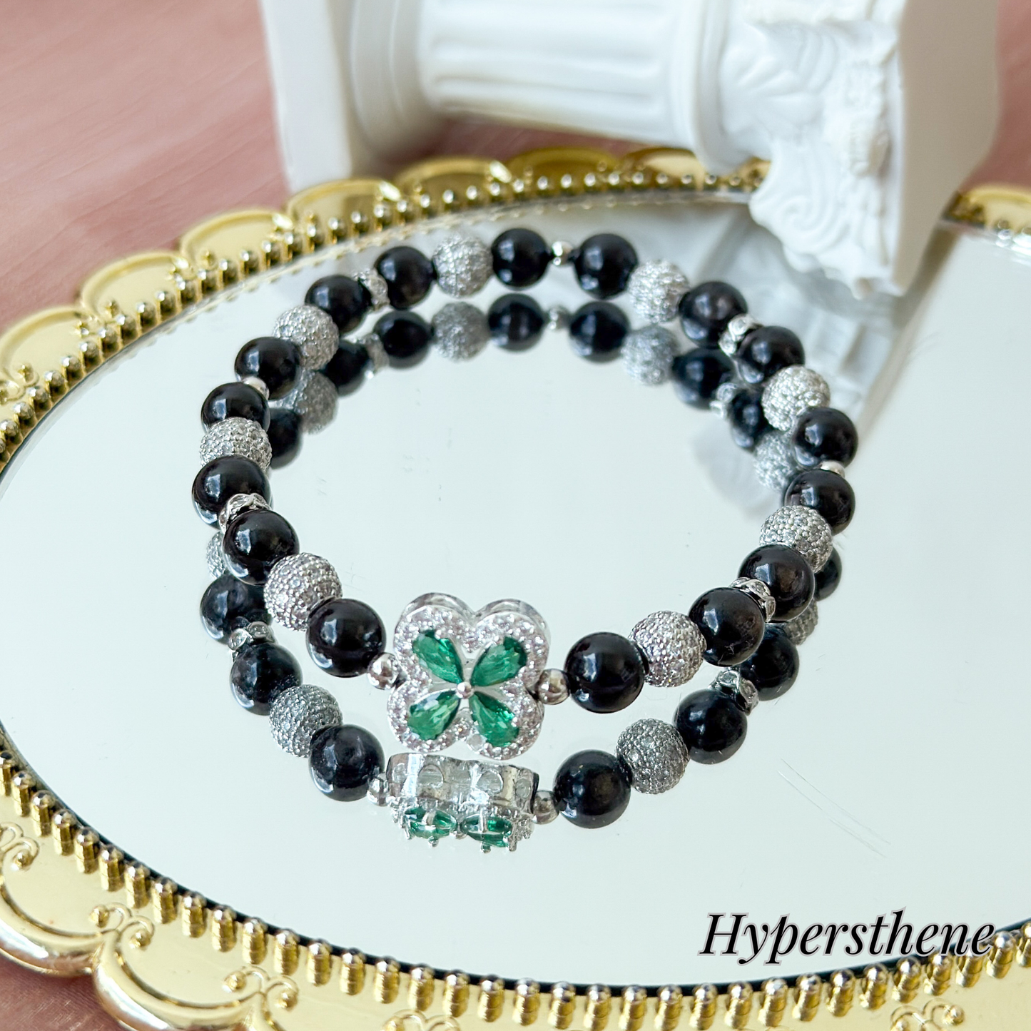 Petite Bracelet Collection